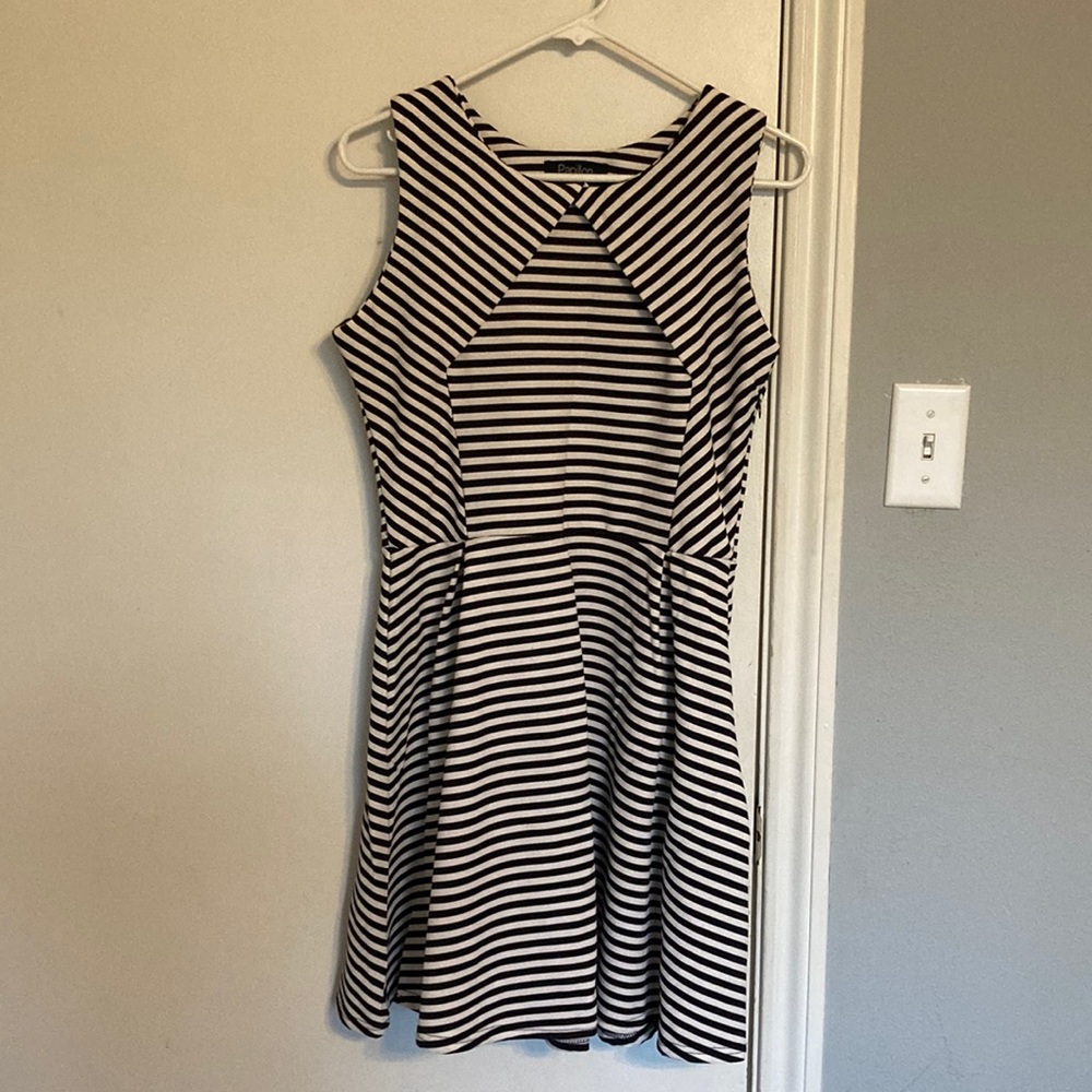 Papillon B&W Dress